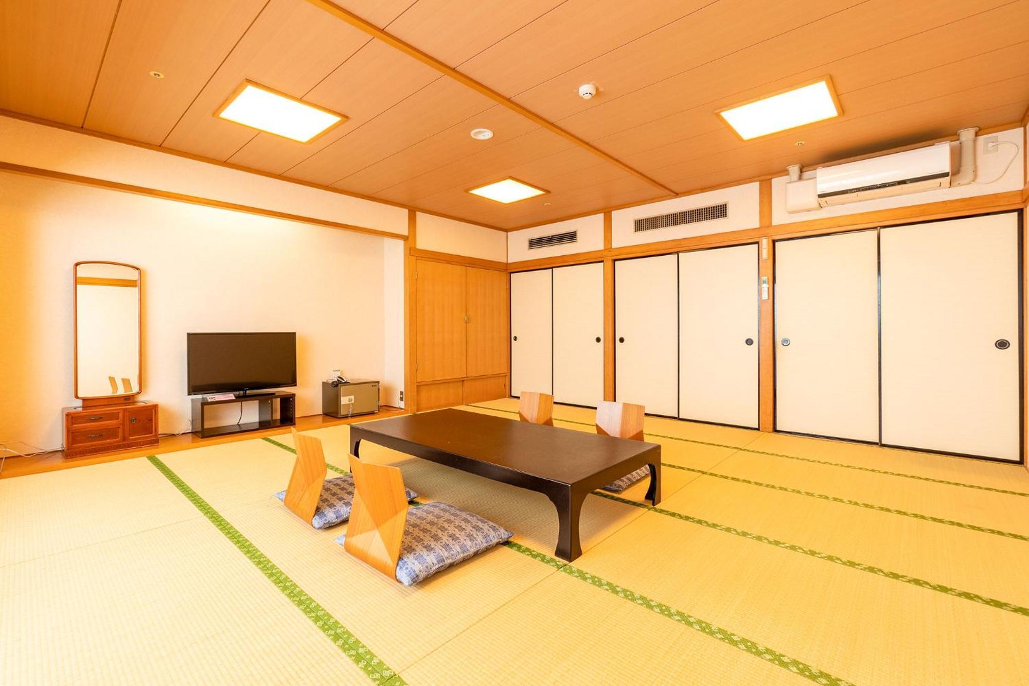 Ooedo Onsen Monogatari Aizu Hotel Exterior foto